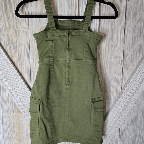 Art Class Olive Green Garment - Picture 3 of 5